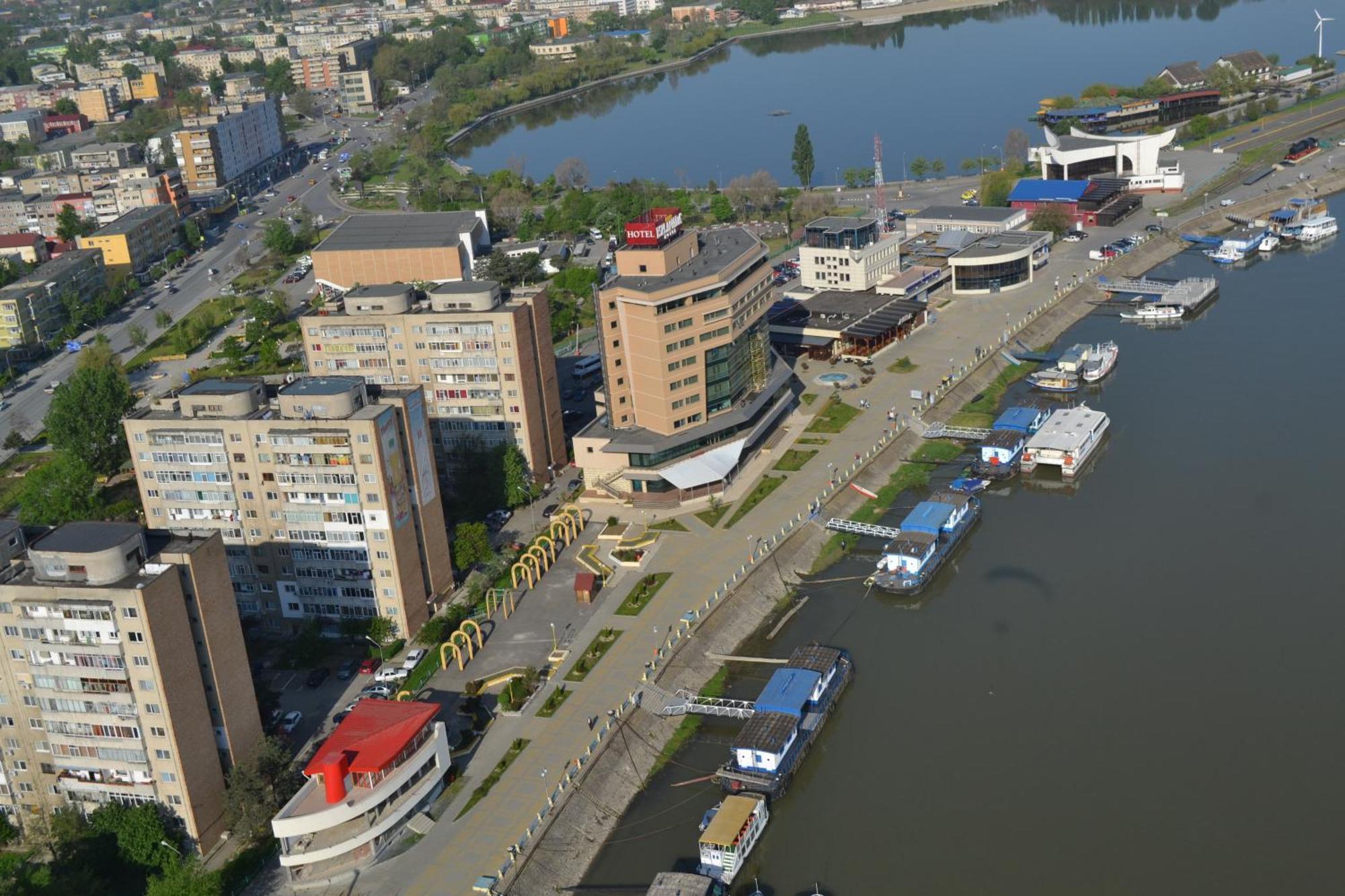 Hotel Insula Tulcea Exterior foto