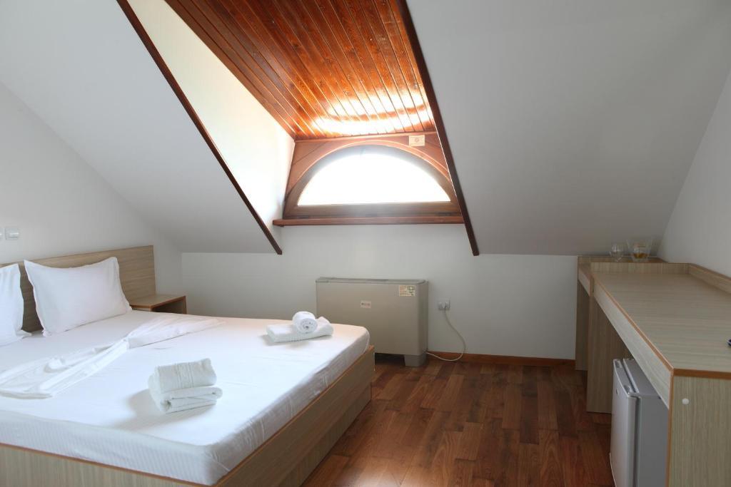 Hotel Insula Tulcea Cameră foto
